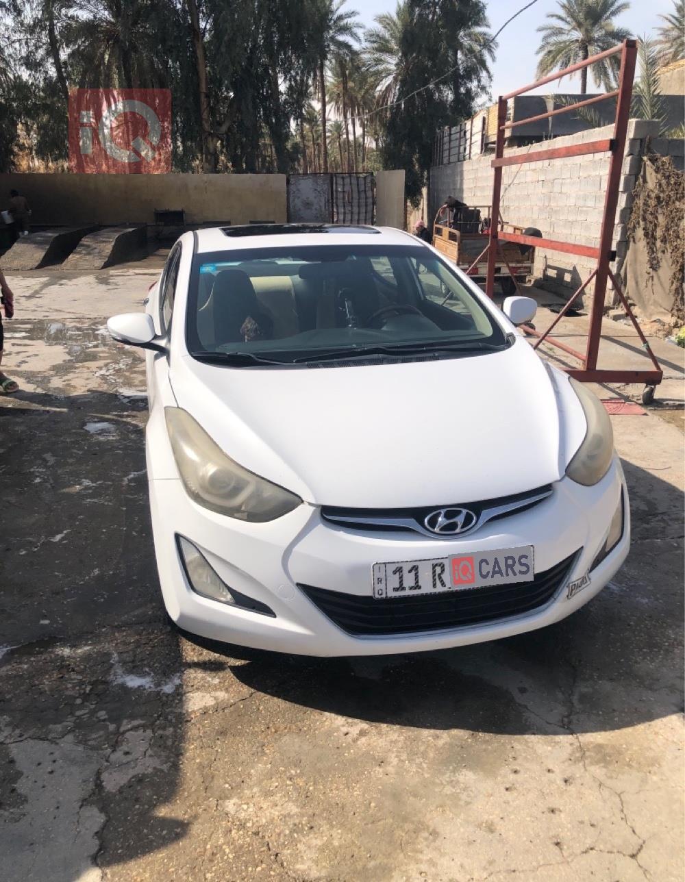 هیۆندای ئەلەنترا